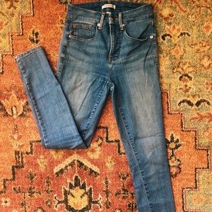 Good American Good Legs Crop